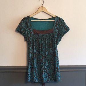 apt 9 Top with Tie Back